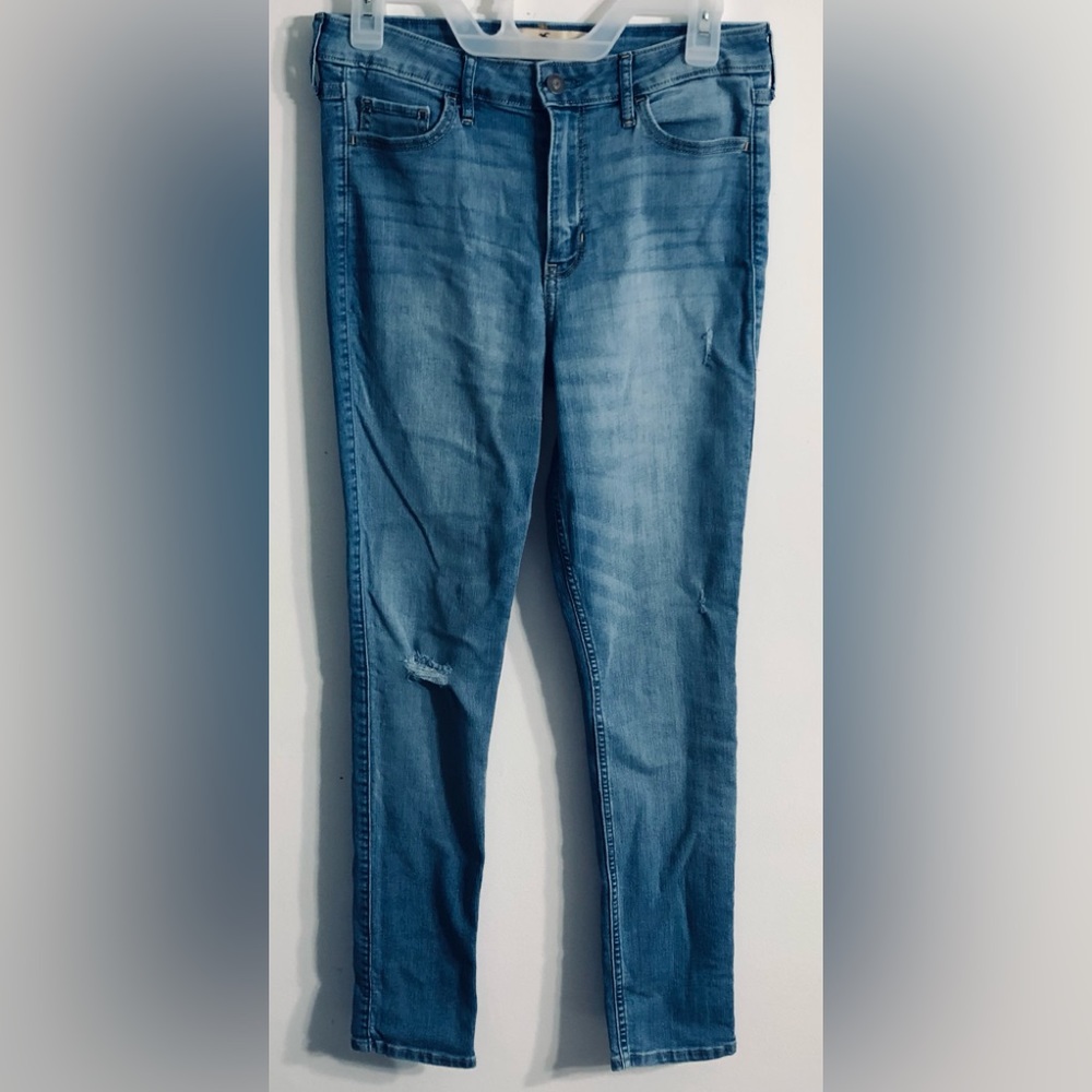Hollister Jean super skinny High Rise 5pockets blue. 9SW29 L29